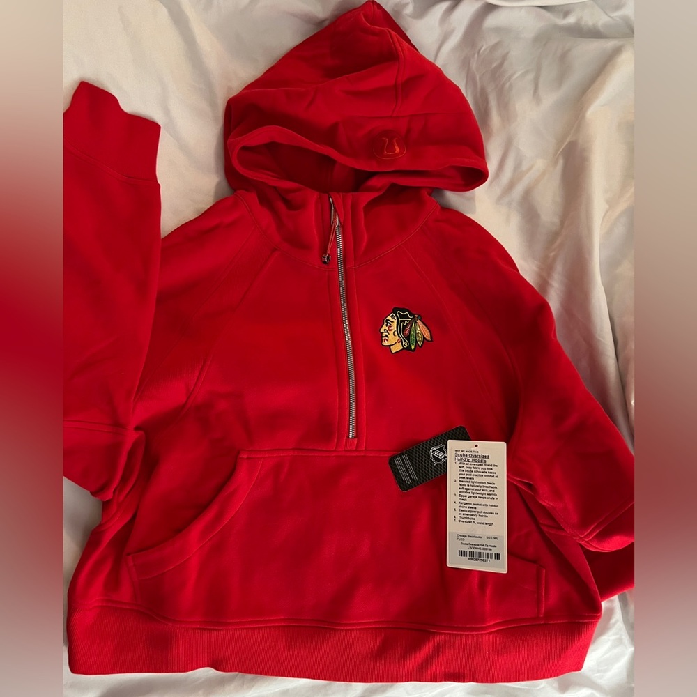 Lululemon NHL chicago Blackhawks scuba oversized half-zip hoodie- NWT- TRUE RED